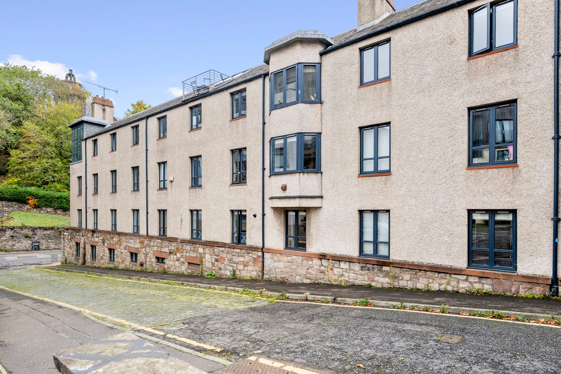 Flat 9, Buchanan Court, 130 Calton Road, Edinburgh, Midlothian, EH8 8JQ - Picture #18