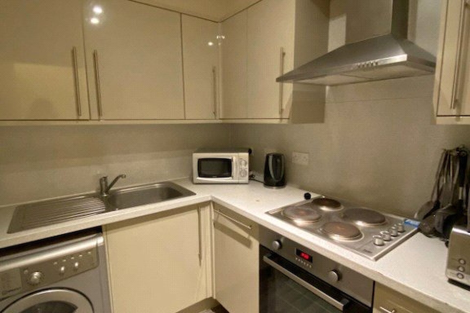 2F2, 18 Brougham Place, Edinburgh, Midlothian, EH3 9JU - Picture #1