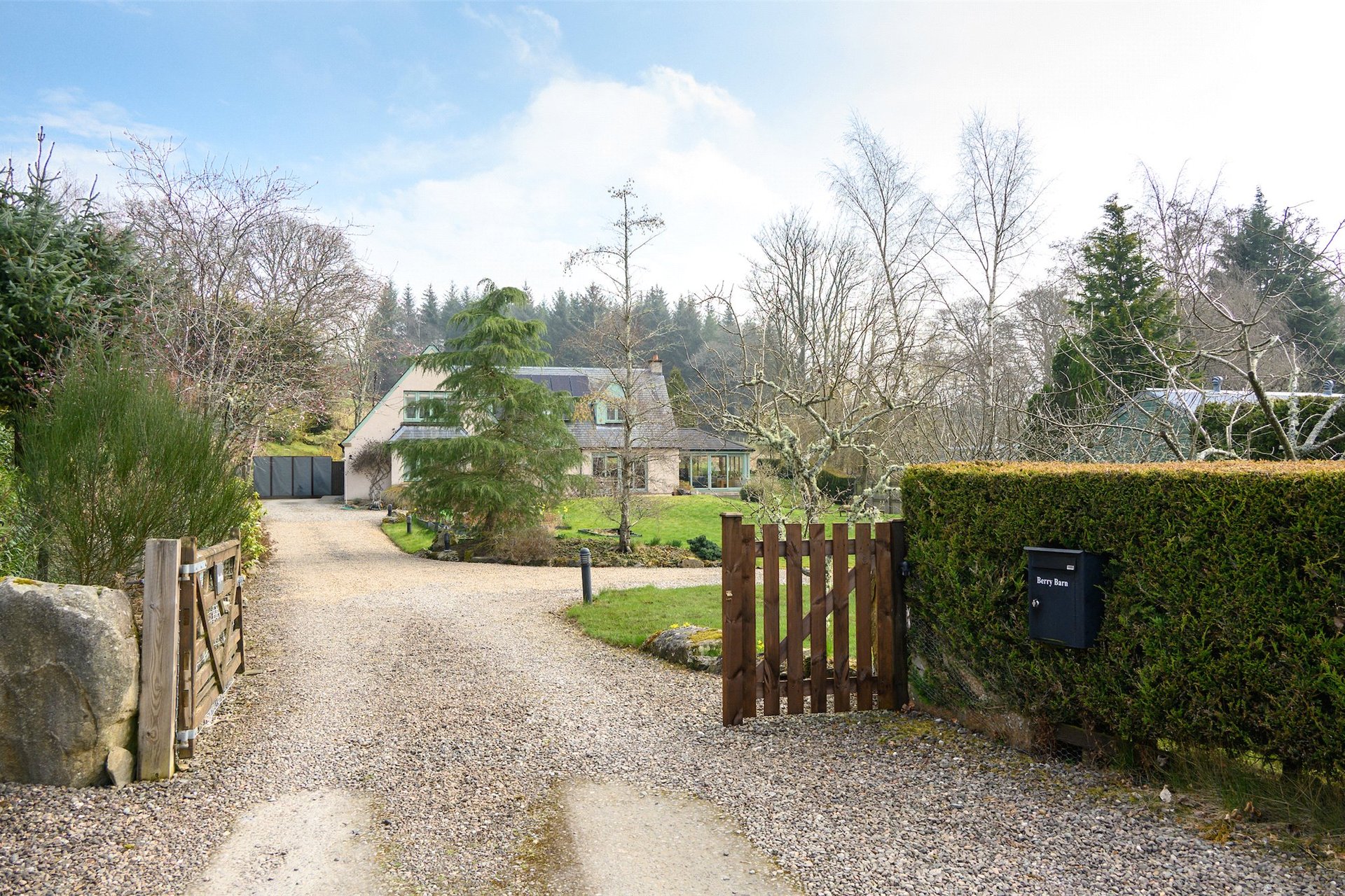 Berry Barn, Donafuil, Keltneyburn, Aberfeldy, Perth and Kinross, PH15 2LE - Picture #31