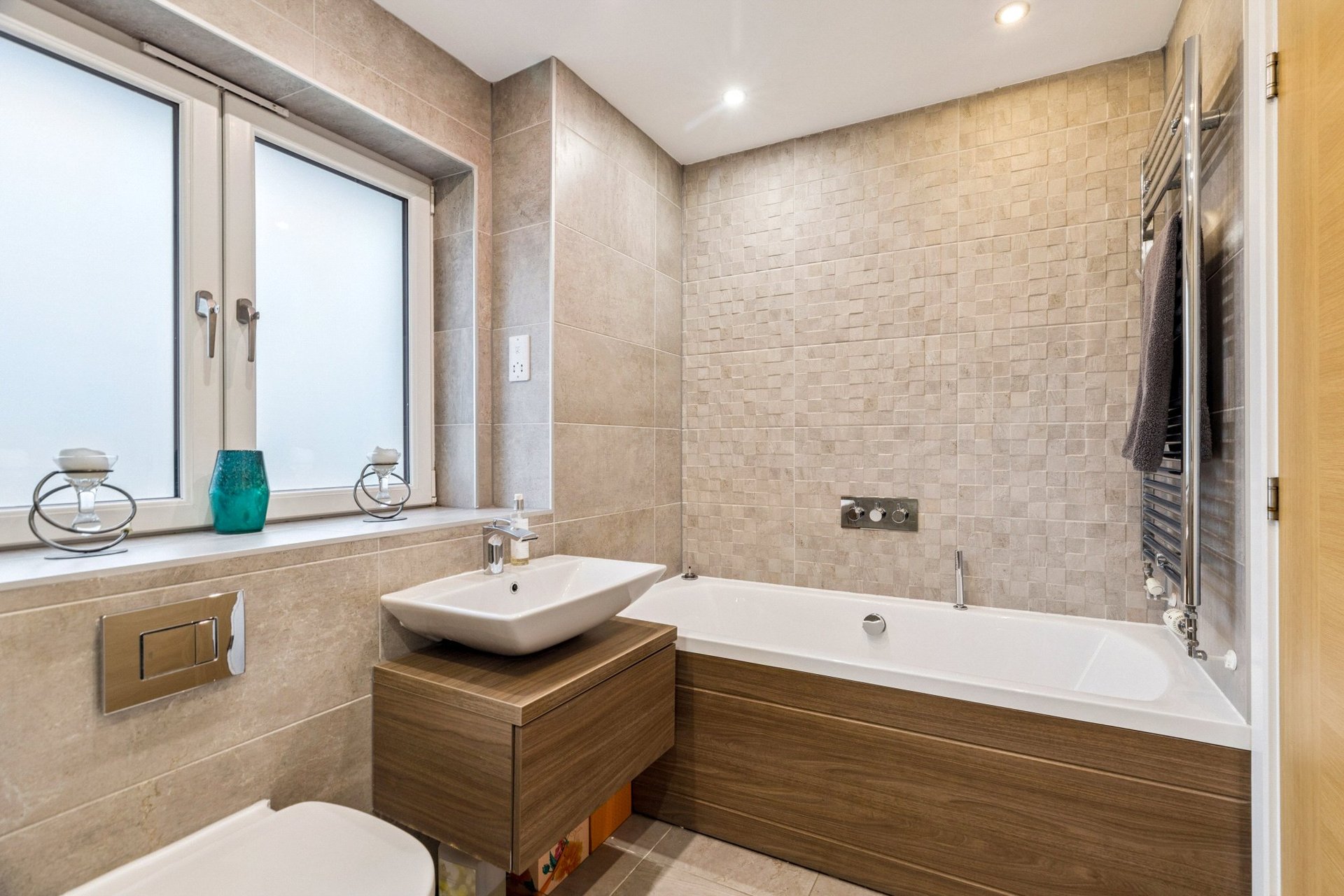 64 Norman Macleod Crescent, Bearsden, G61 3BF - Picture #30