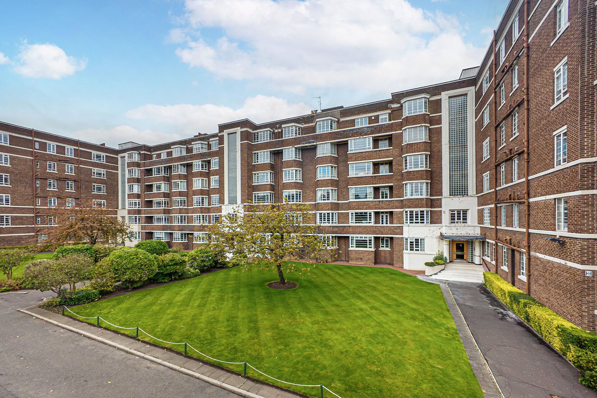 84 Kelvin Court, Kelvinside, Glasgow, G12 0AH - Picture #1