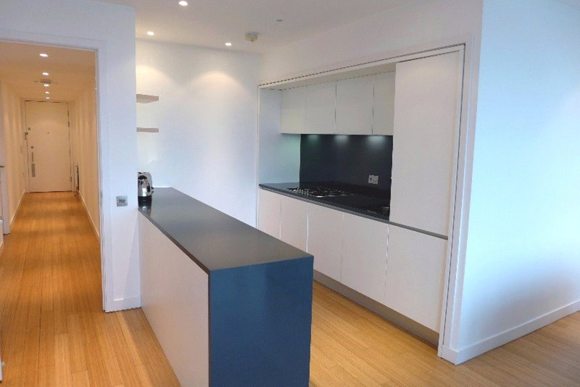 Flat 22, 24 Simpson Loan, Lauriston, Edinburgh, EH3 9GE - Picture #3