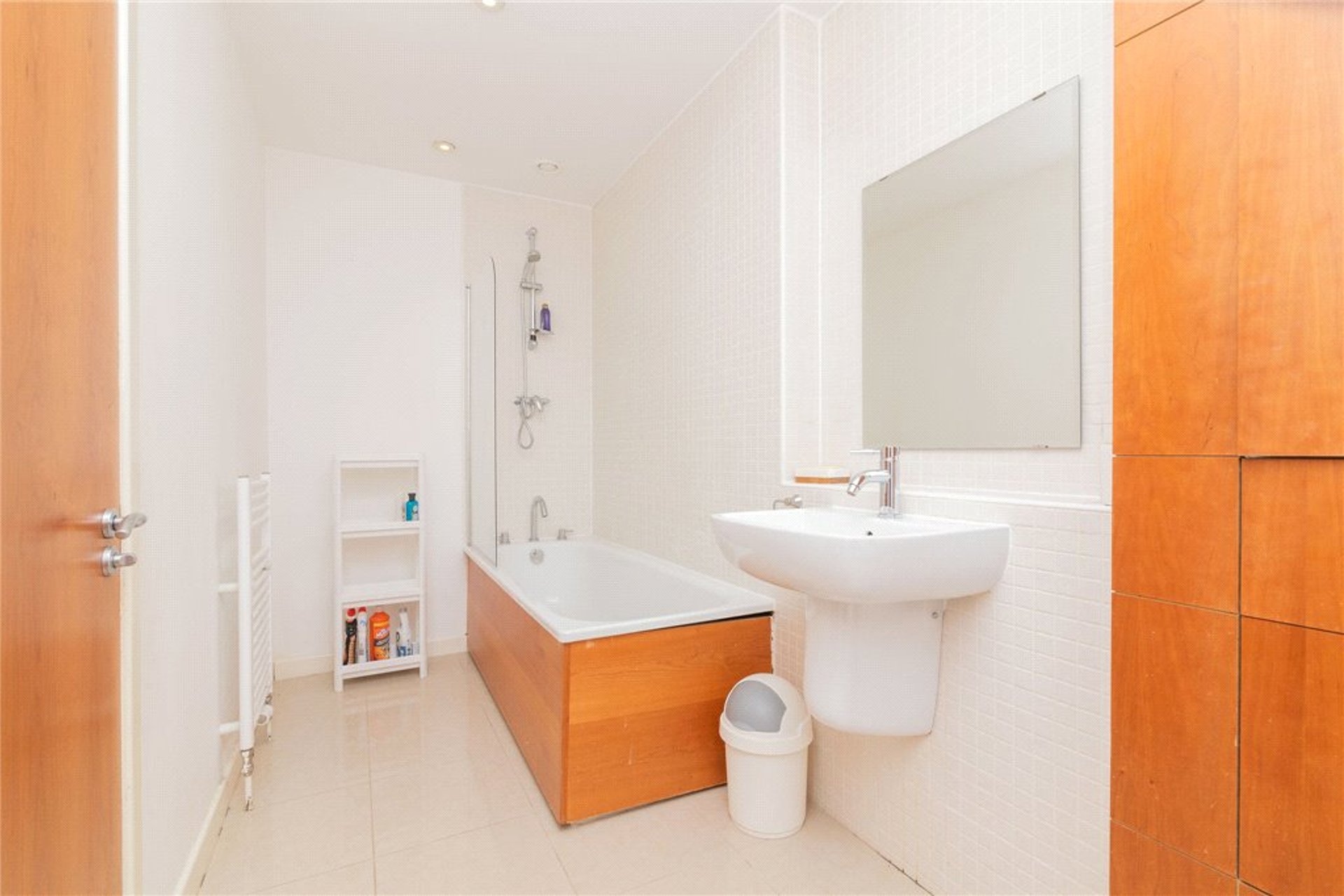 8/3, 1 Meadowside Quay Square, Glasgow, G11 6BS - Picture #20