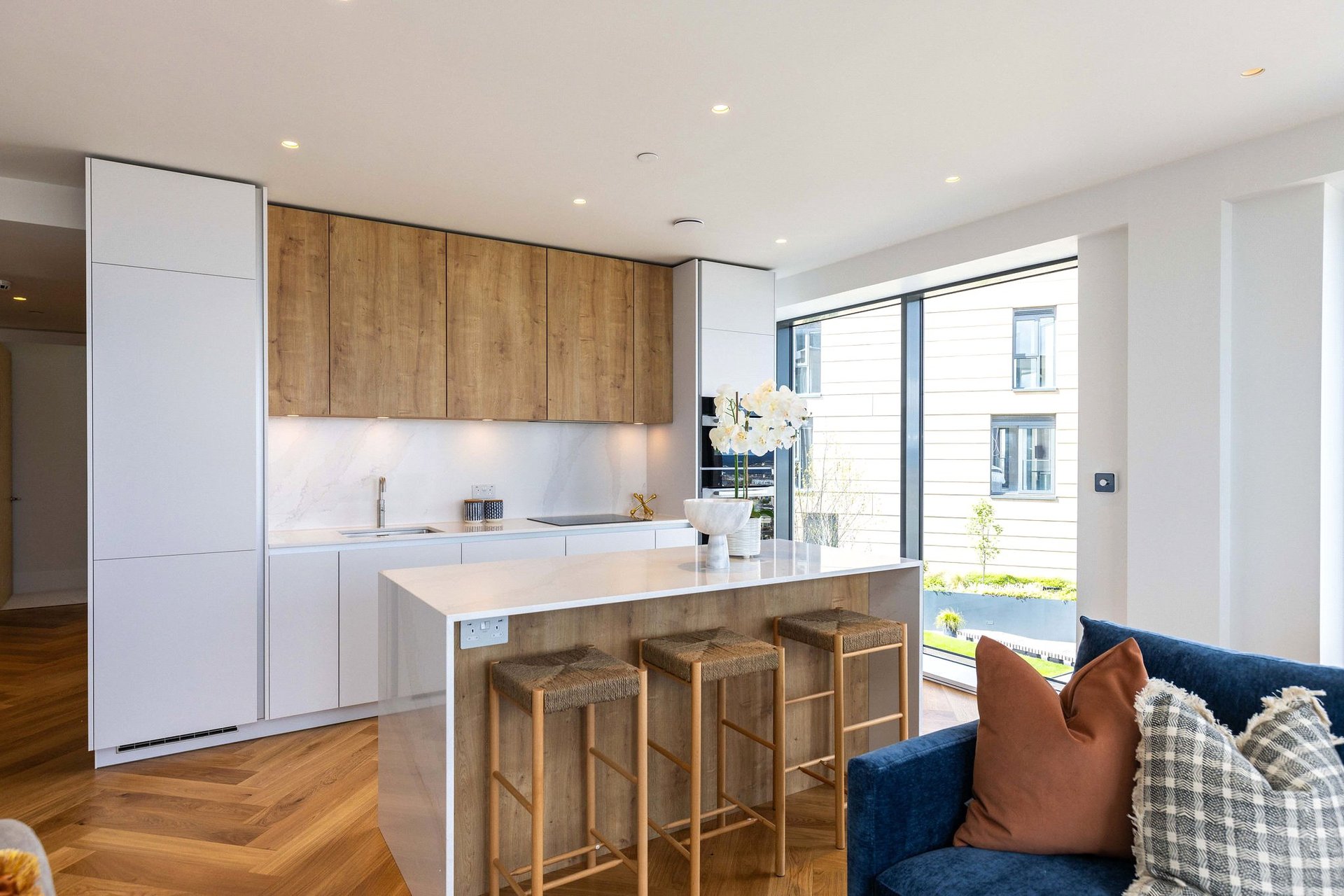 Flat 5 (Pavilion A), 1 St James Place, Edinburgh, Midlothian, EH1 3BP - Picture #4