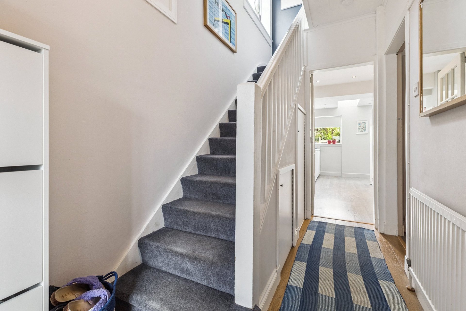 12 Mayfield Avenue, Clarkston, Glasgow, East Renfrewshire, G76 7AW - Picture #2