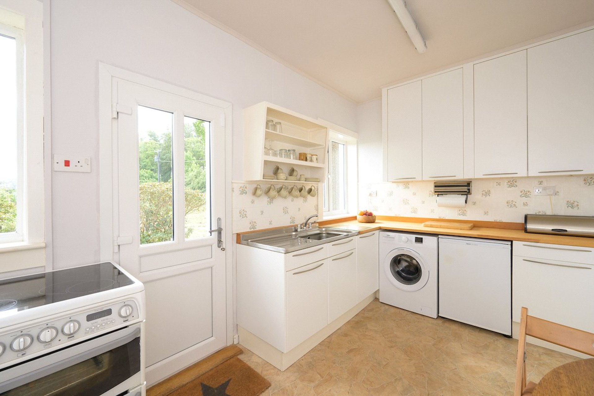 Whitegate House, Penicuik, Midlothian, EH26 0PR - Picture #13