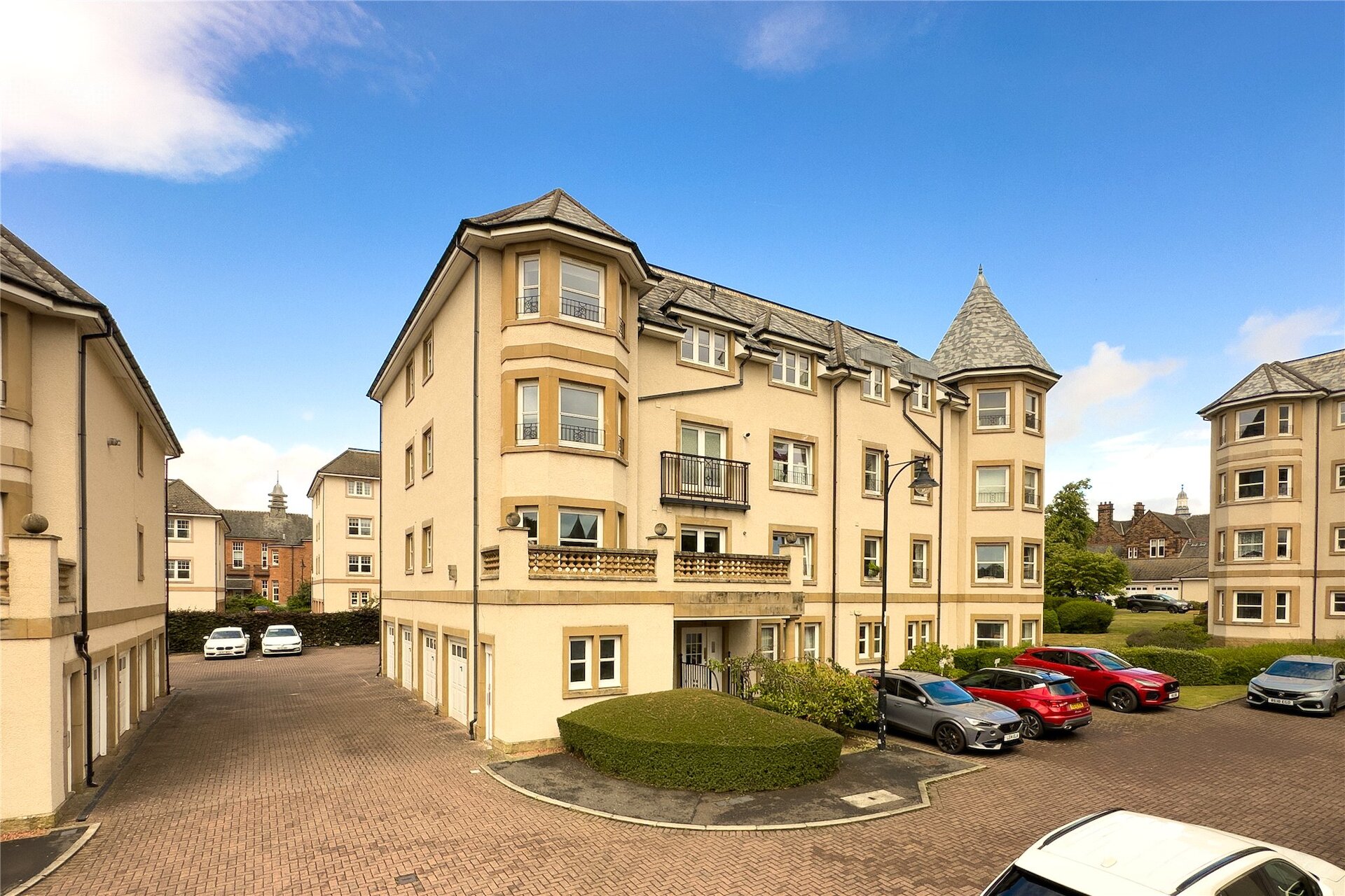 26/11 Rattray Grove, Greenbank, Edinburgh, EH10 5TL - Picture #1