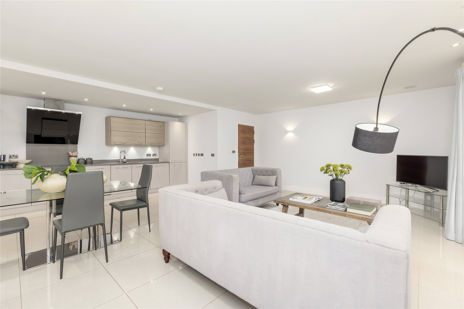 3/2 McEwan Square, Fountainbridge, Edinburgh, EH3 8EL - Picture #4