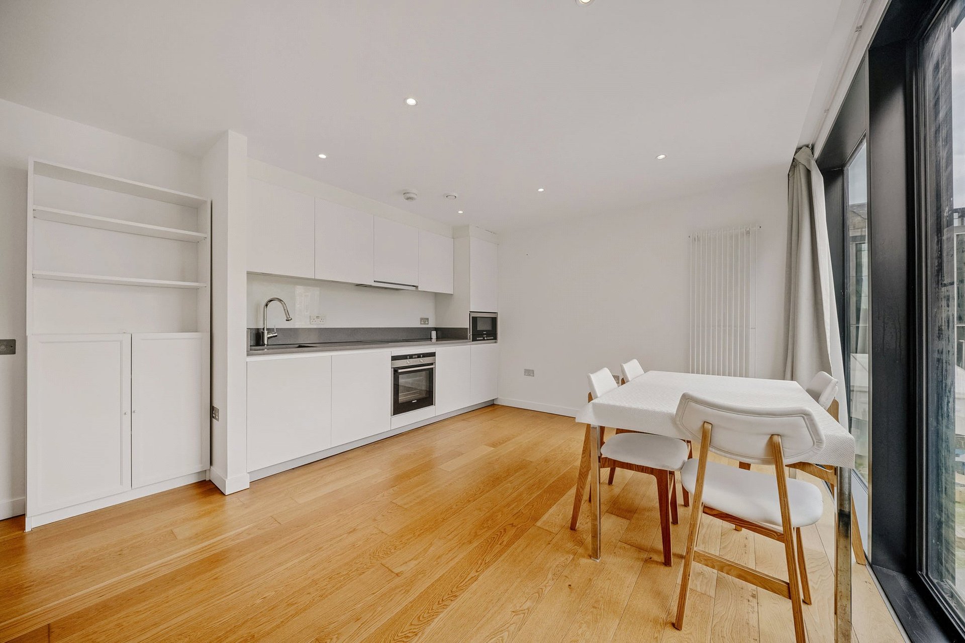 Flat 10, 35 Simpson Loan, Quartermile, Edinburgh, EH3 9GH - Picture #2