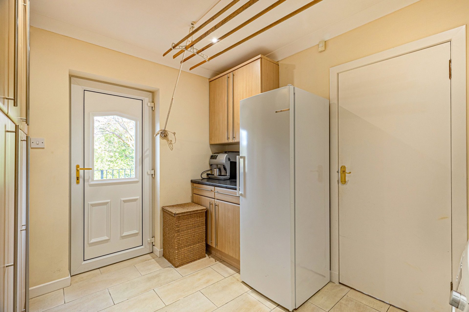 18 Falkland Avenue, Newton Mearns, Glasgow, G77 5DR - Picture #13