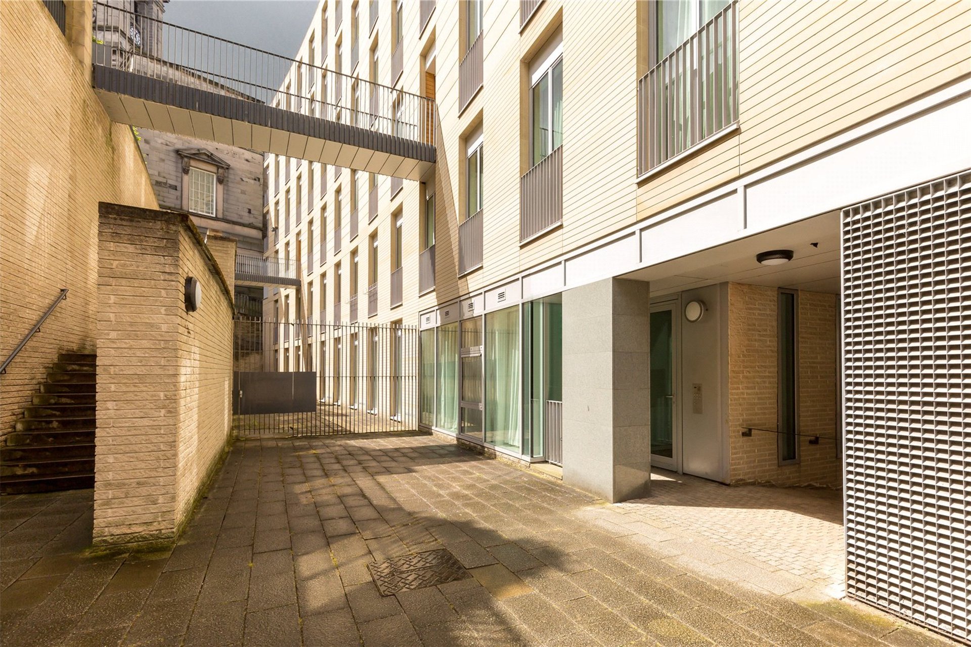 Flat 5, 5A St Vincent Place, Edinburgh, EH3 5BQ - Picture #2
