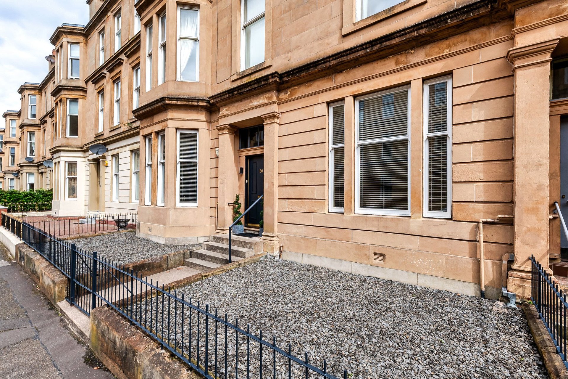 Main Door, 50 Grant Street, Woodlands, Glasgow, G3 6HN - Picture #2