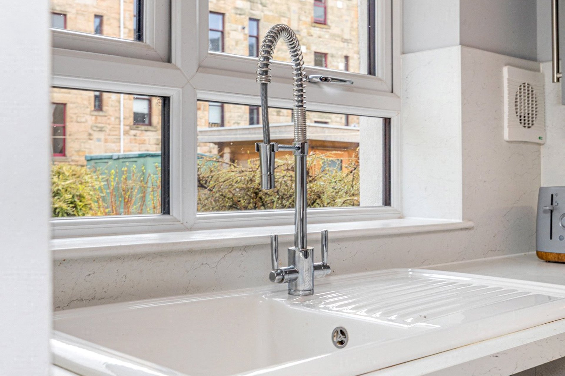 12 Victoria Park Street, Victoria Park, Glasgow, G14 9QA - Picture #13
