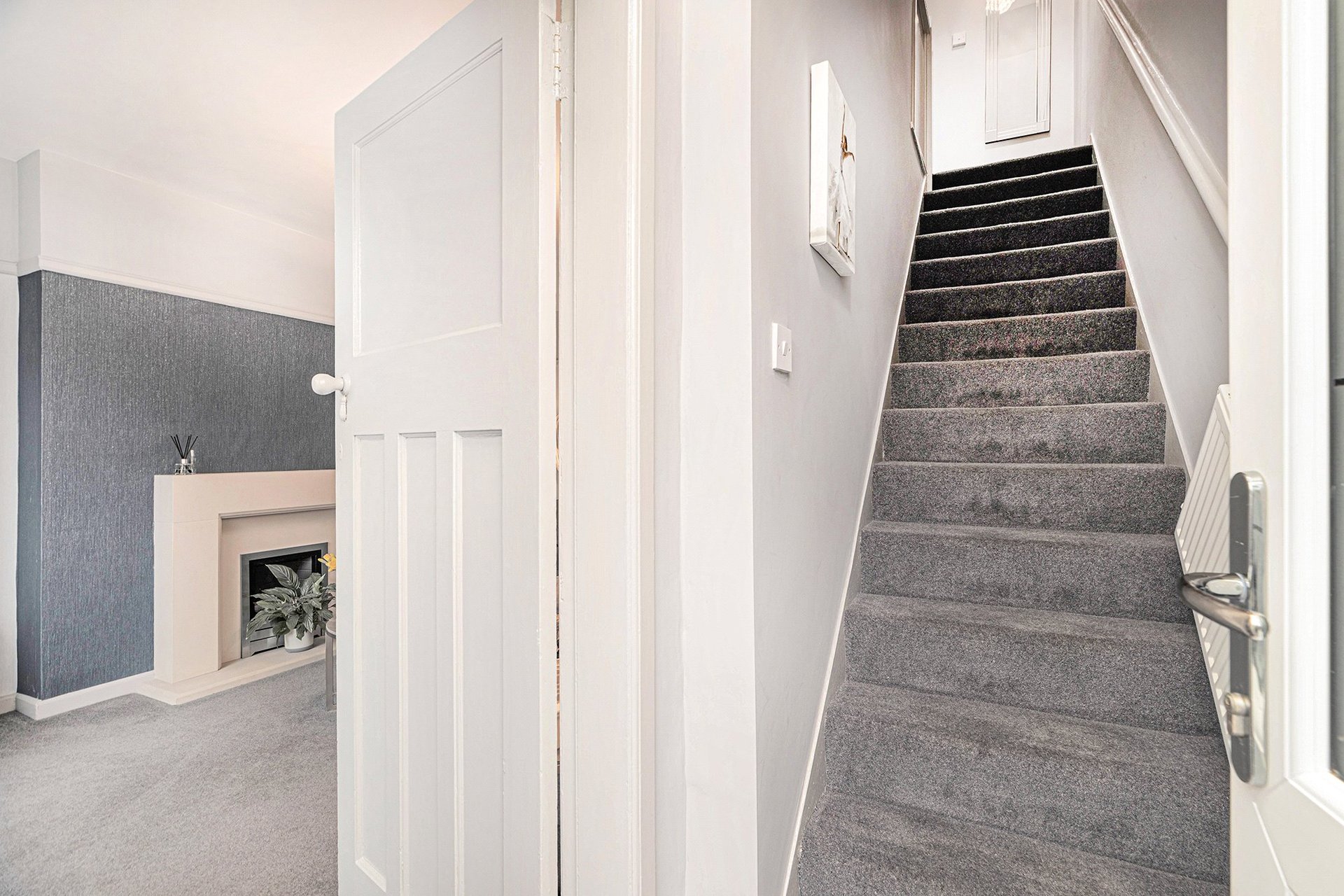 158 Stamperland Gardens, Clarkston, Glasgow, East Renfrewshire, G76 8LL - Picture #3