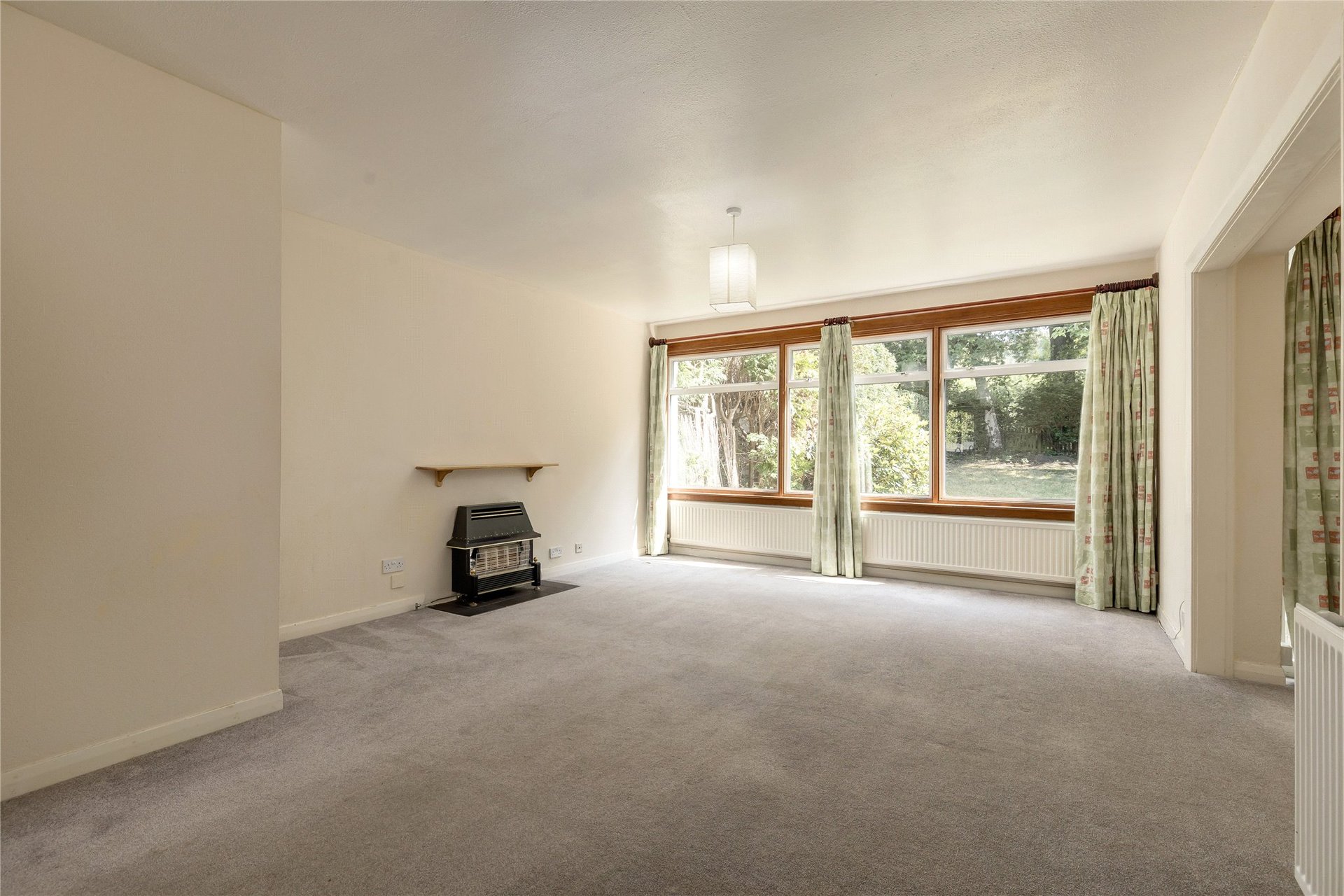 127 Clermiston Road, Edinburgh, Midlothian, EH12 6UR - Picture #2