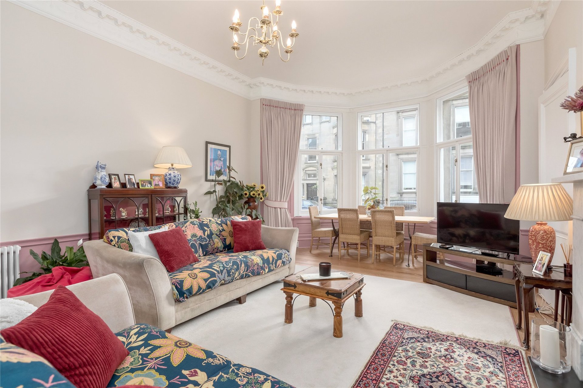 19 Rothesay Terrace, Edinburgh, EH3 7RY - Picture #2