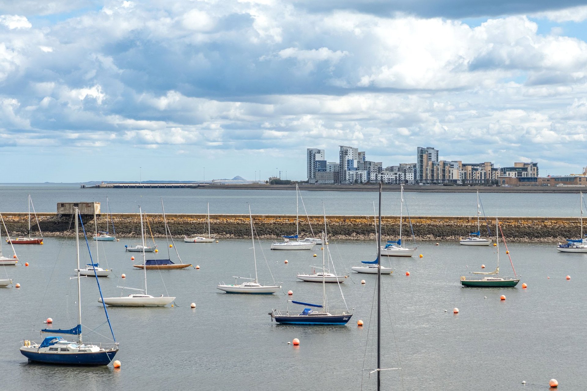 Flat 6, 1 Heron Place, Edinburgh, Midlothian, EH5 1GG - Picture #14