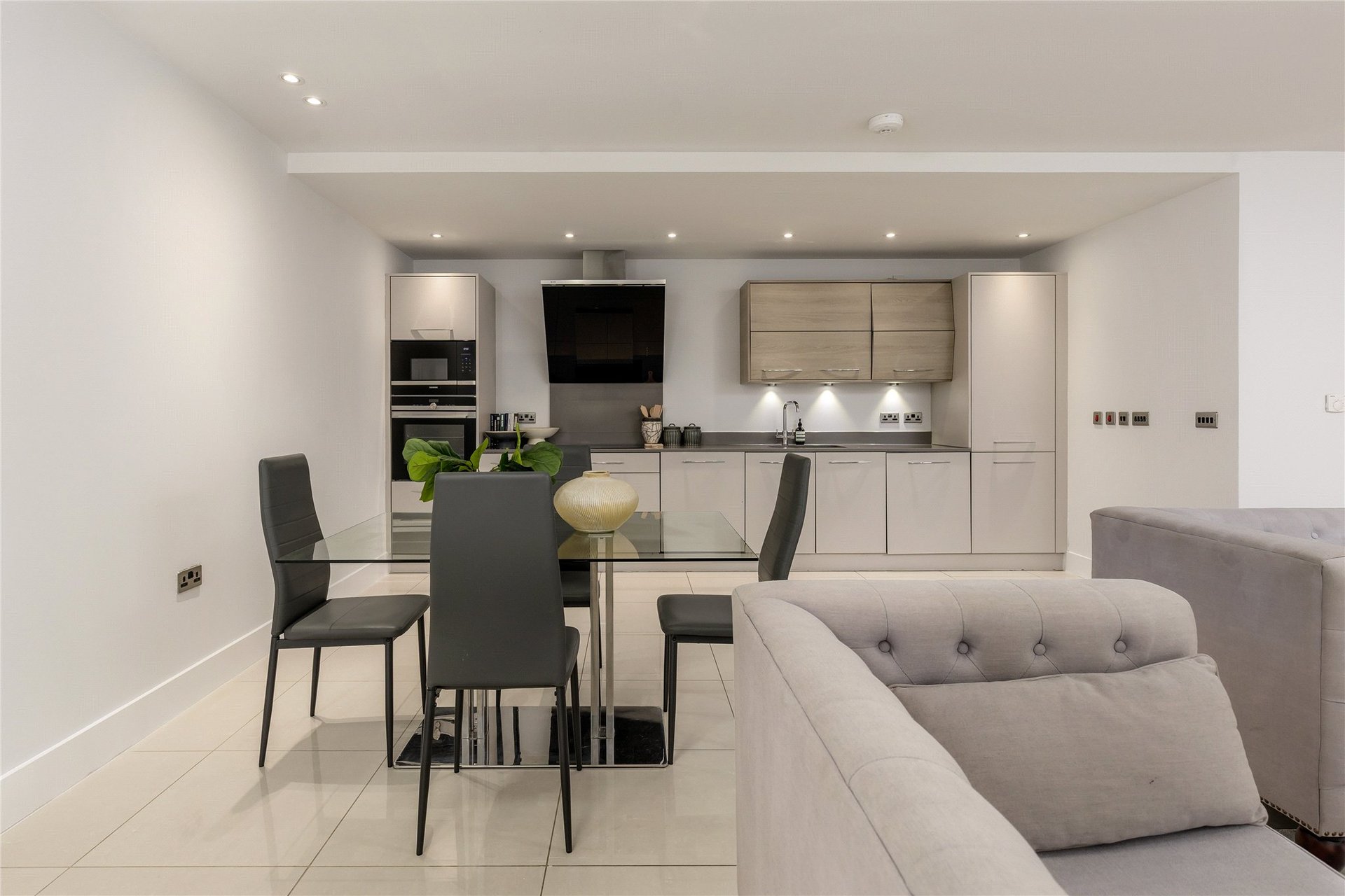 3/2 McEwan Square, Fountainbridge, Edinburgh, EH3 8EL - Picture #8