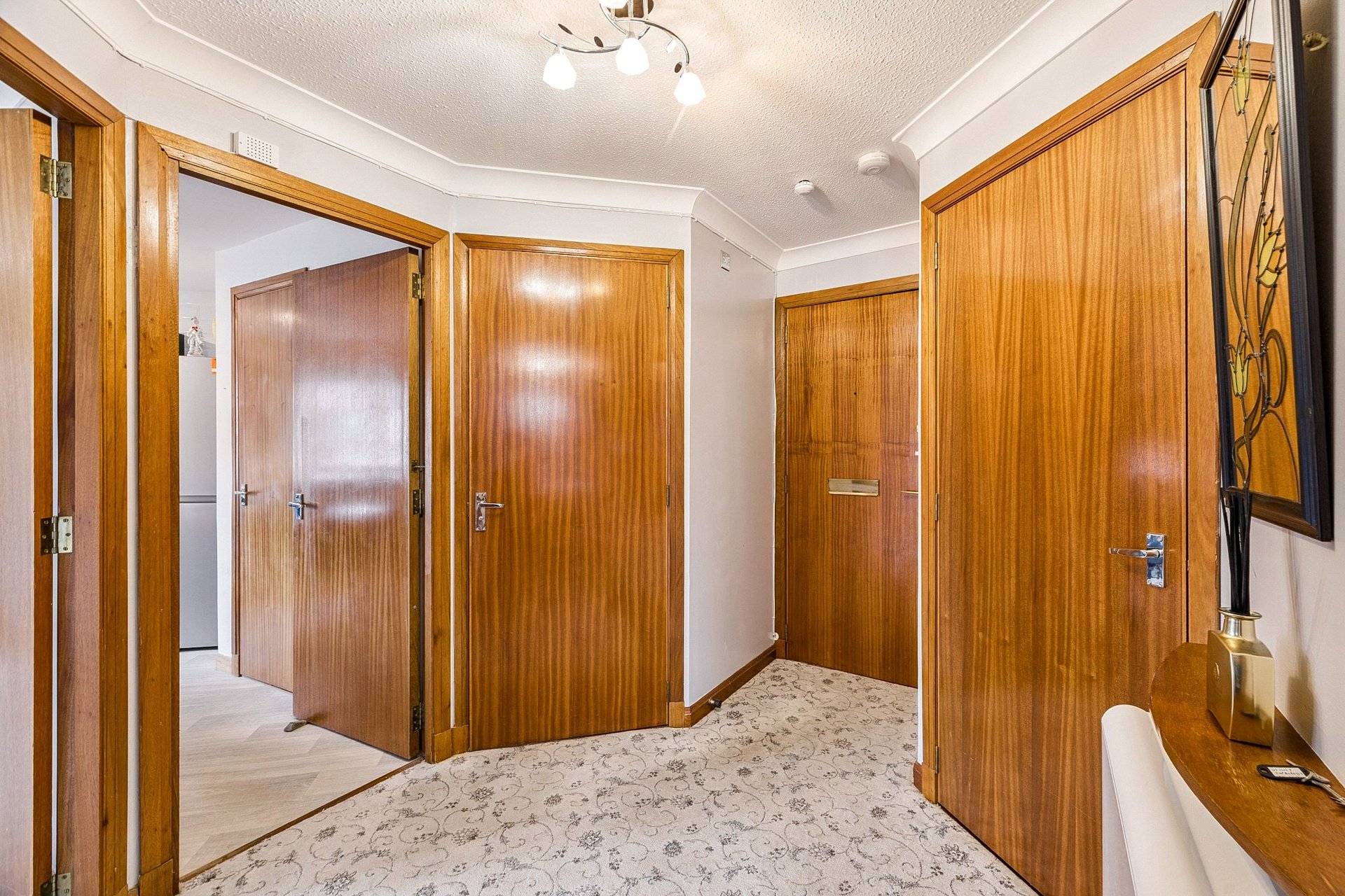 9 Mclaren Court, Fenwick Place, Giffnock, Glasgow, East Renfrewshire, G46 6UF - Picture #5