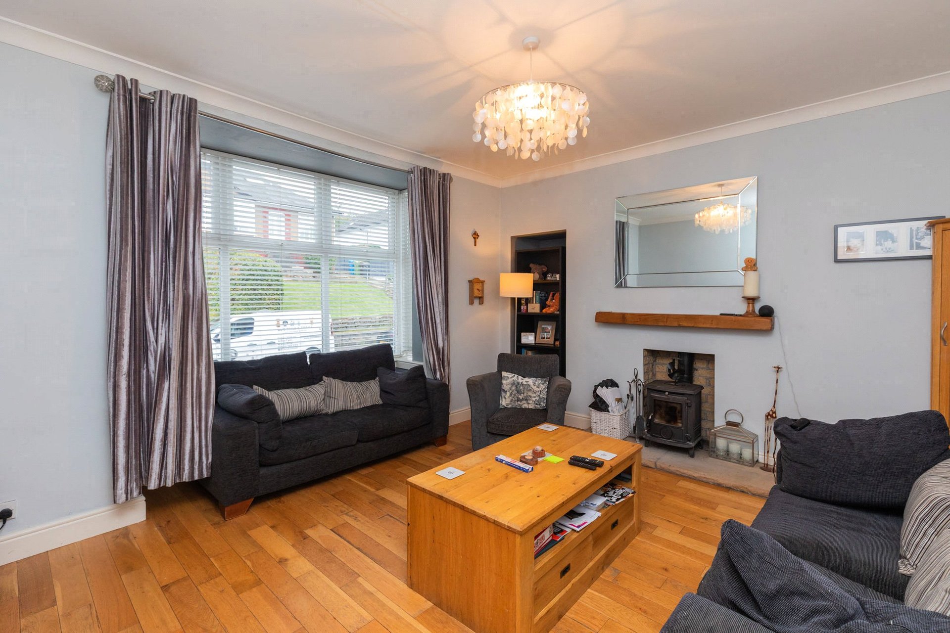 33 Merryburn Avenue, Giffnock, Glasgow, East Renfrewshire, G46 6DG - Picture #4