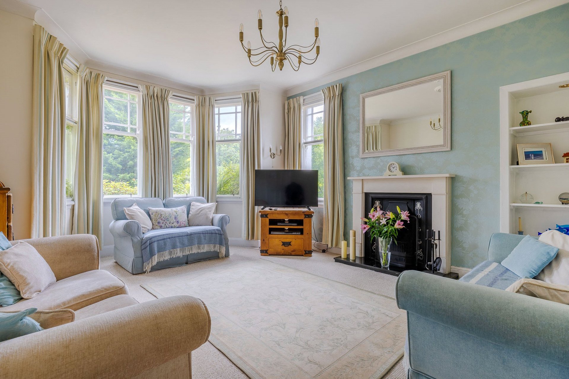 3 Baird Drive, Bearsden, G61 4BL - Picture #3