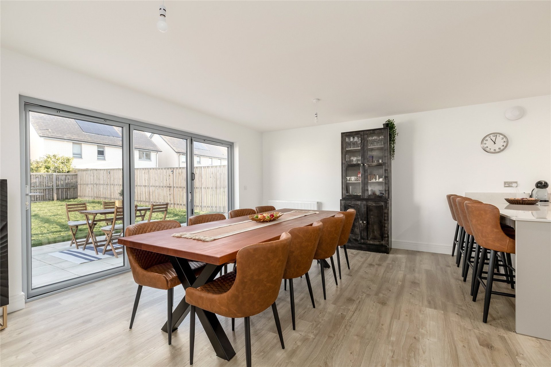 25 Meadowsweet Drive, Edinburgh, Midlothian, EH4 8FD - Picture #3