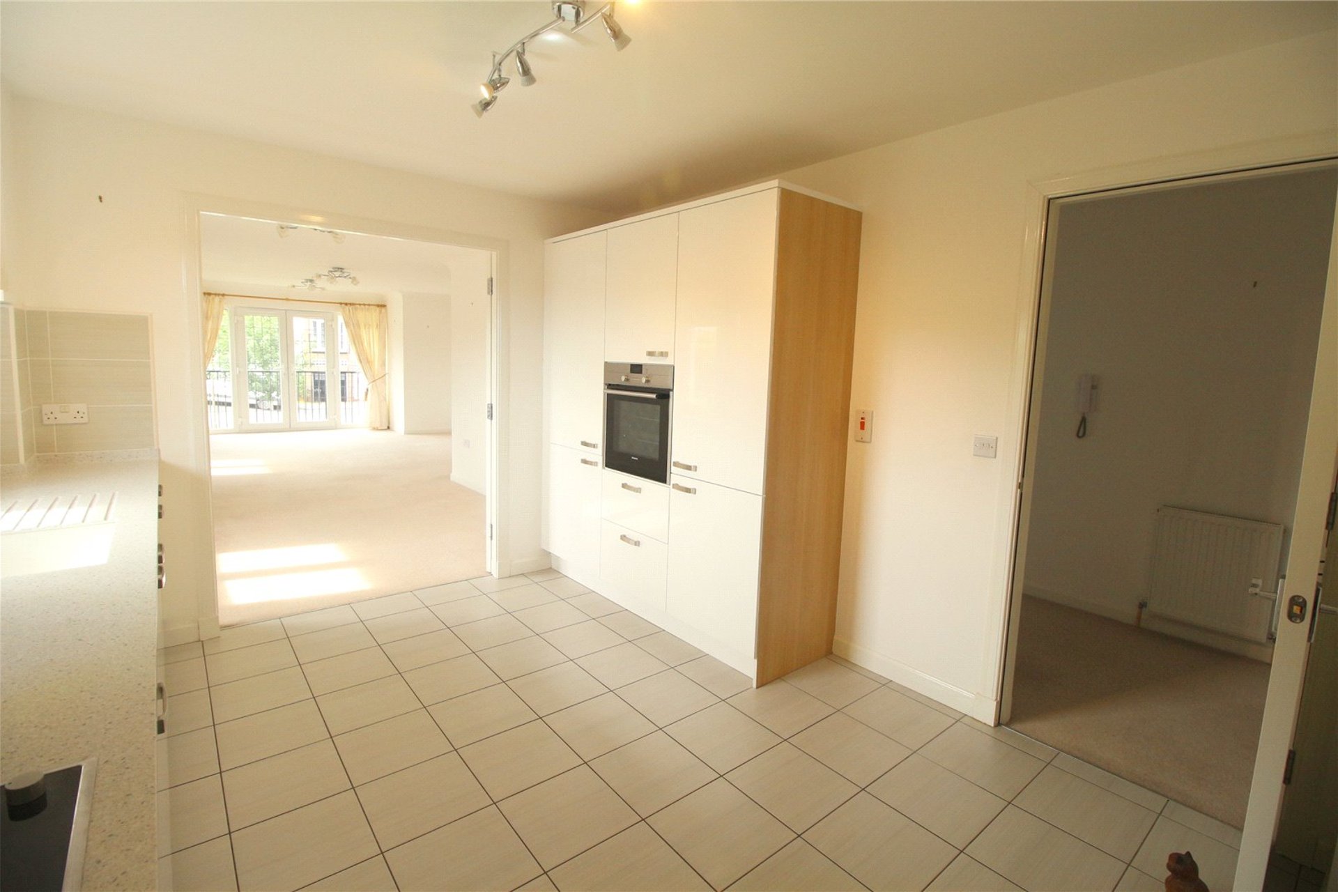 Flat 9, 41 Hillpark Grove, Edinburgh, EH4 7FB - Picture #6