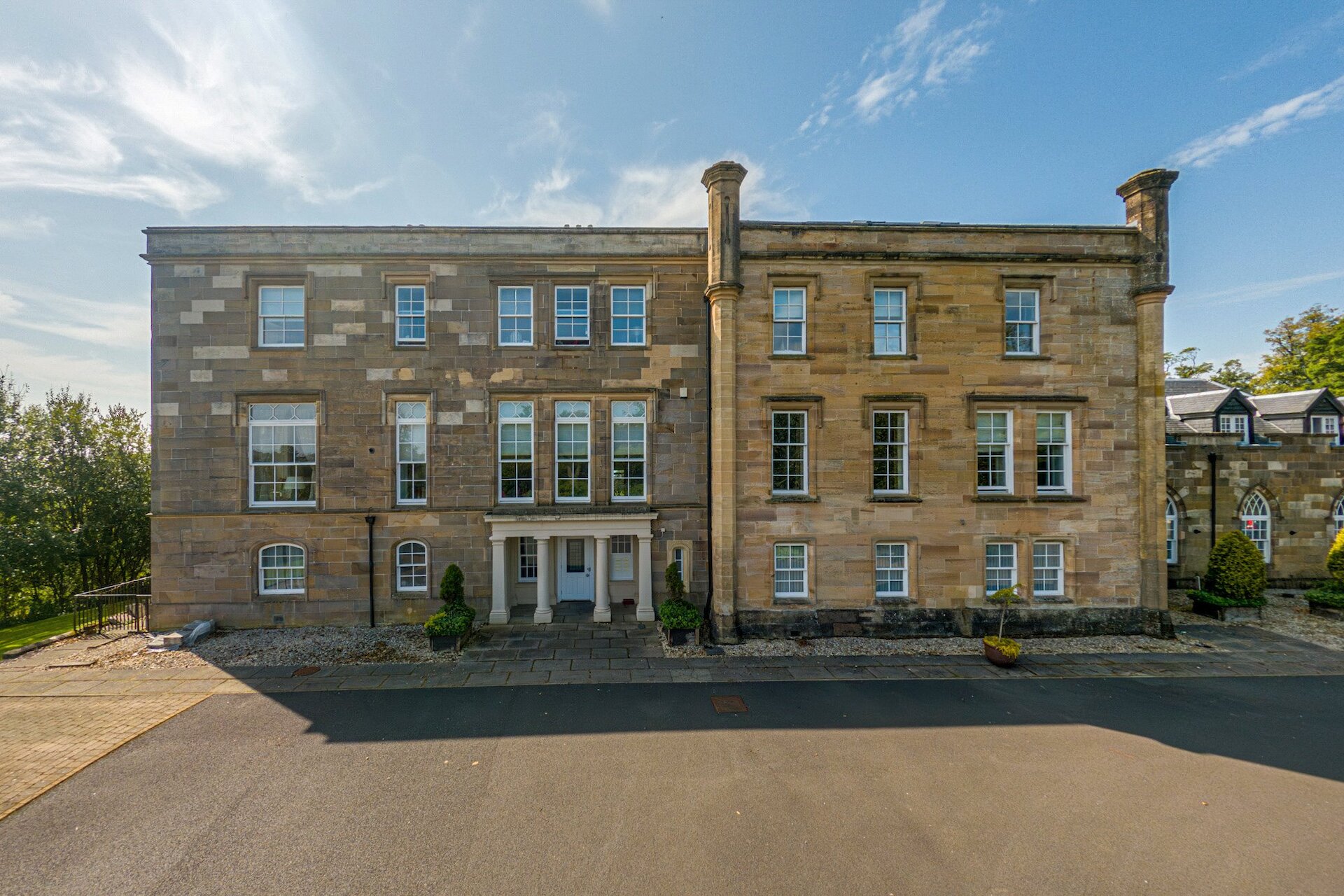 9 Montgomerie Drive, Stewarton, Kilmarnock, East Ayrshire, KA3 3AP - Picture #1