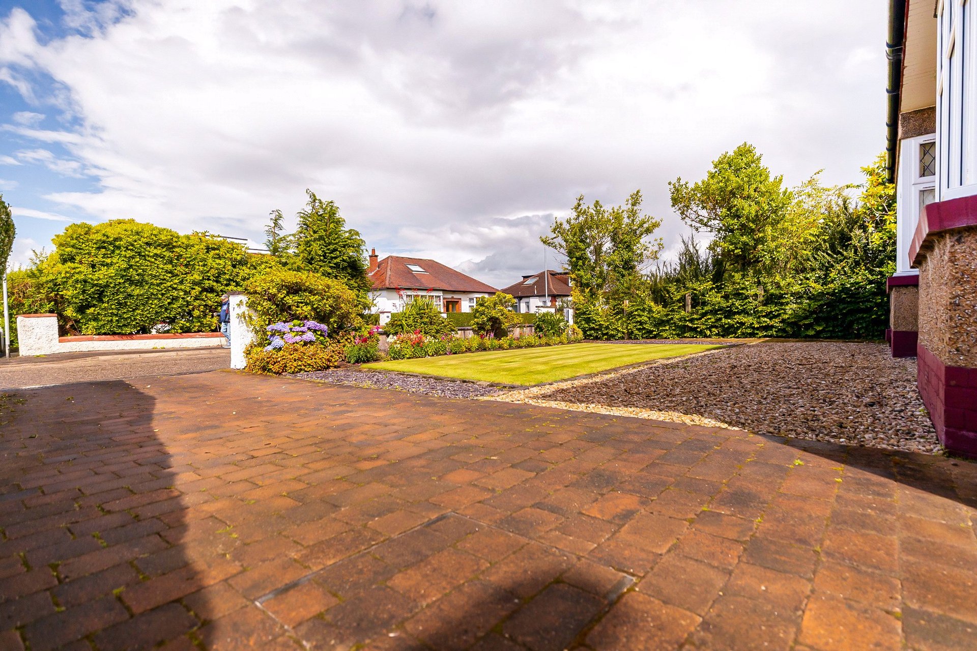 23 Iain Road, Bearsden, G61 4PA - Picture #48