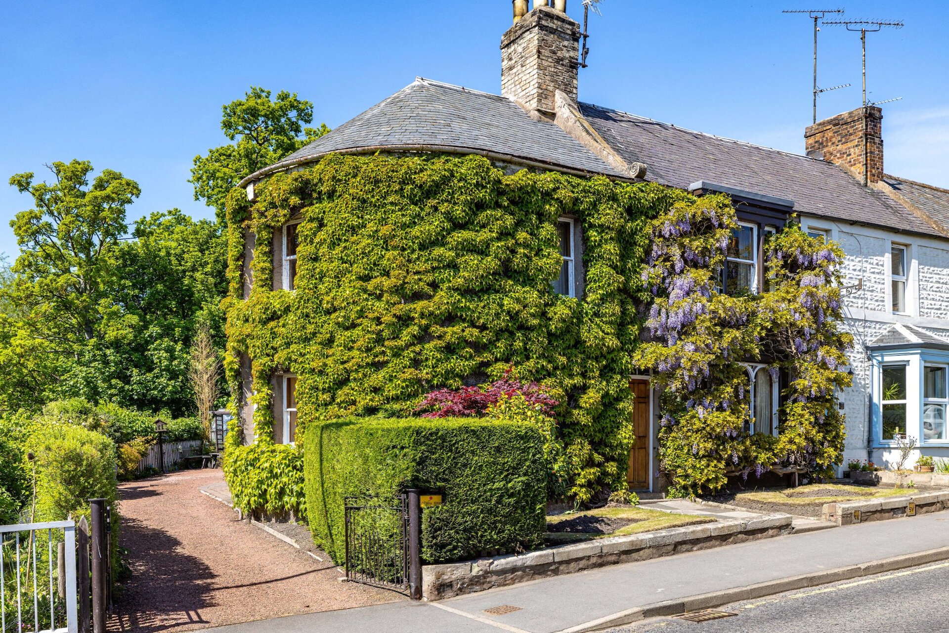 1 High Street, Coldstream, Scottish Borders, TD12 4AP - Picture #1