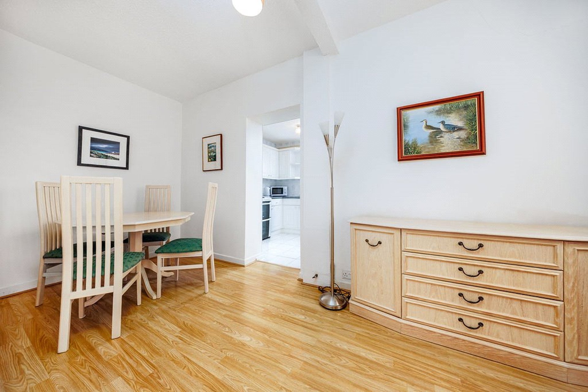 17 Braeside Avenue, Milngavie, G62 6LH - Picture #6