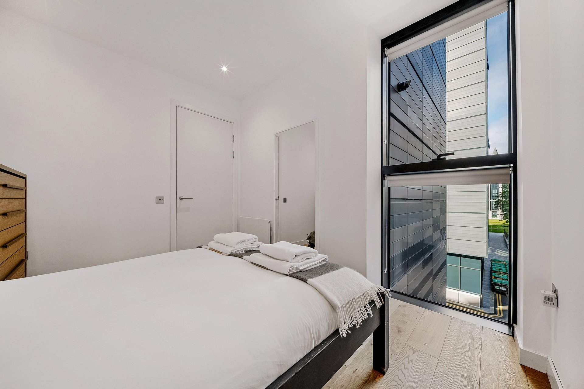 Flat 15, 24 Simpson Loan, Quartermile, Edinburgh, EH3 9GE - Picture #15