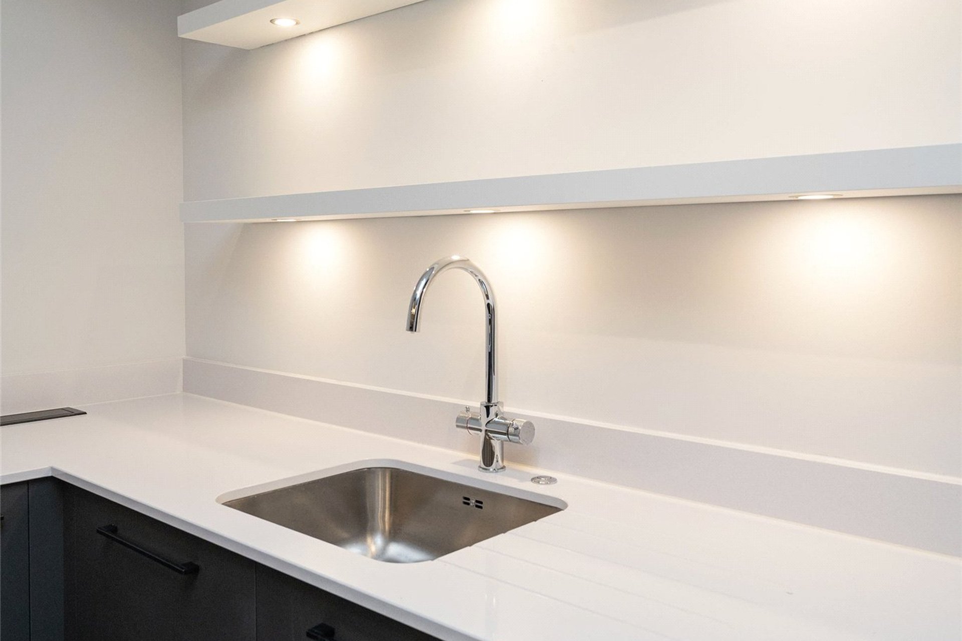 B1-17 Flat 4, 59 Belford Road, Edinburgh, Midlothian, EH4 3BF - Picture #11