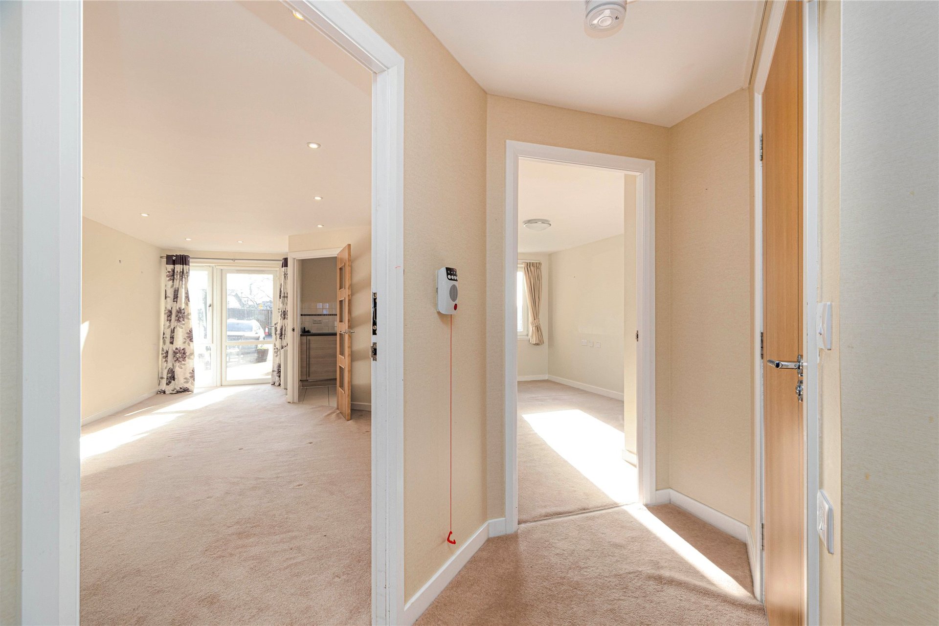 Flat 7, Hilltree Court, 96 Fenwick Road, Giffnock, Glasgow, East Renfrewshire, G46 6AA - Picture #5
