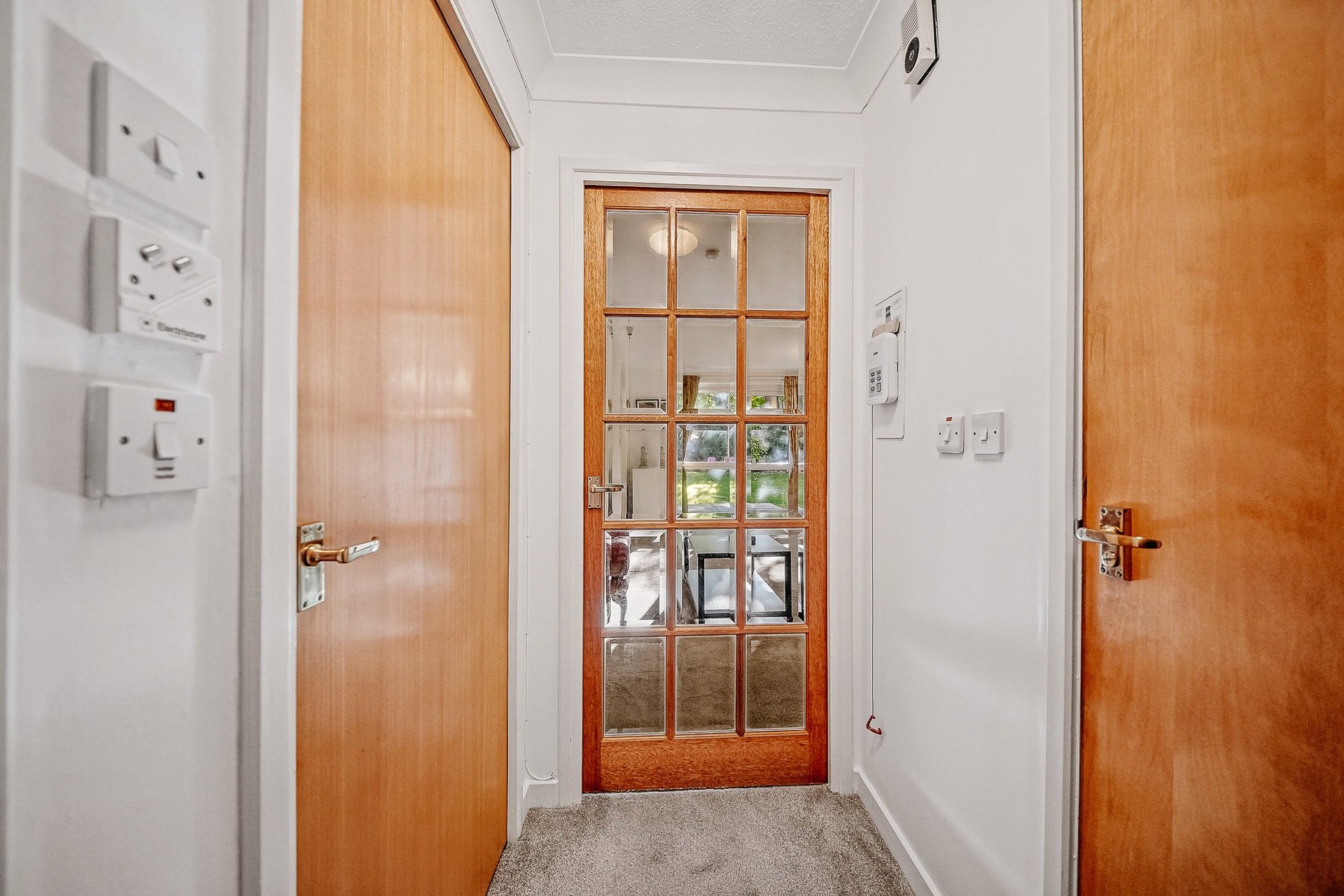 Queens Court, 16/2 Queen's Road, Blackhall, Edinburgh, EH4 2BY - Picture #4