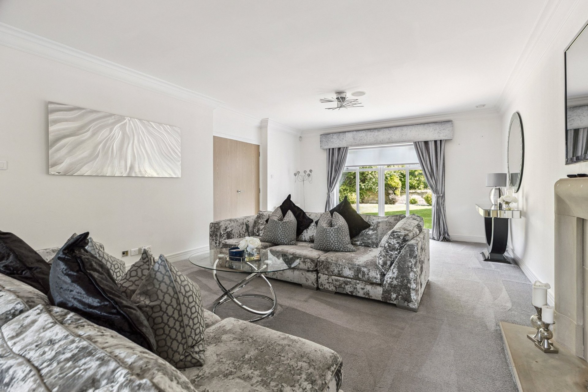 1 Caol Court, Thorntonhall, Glasgow, South Lanarkshire, G74 5DB - Picture #8