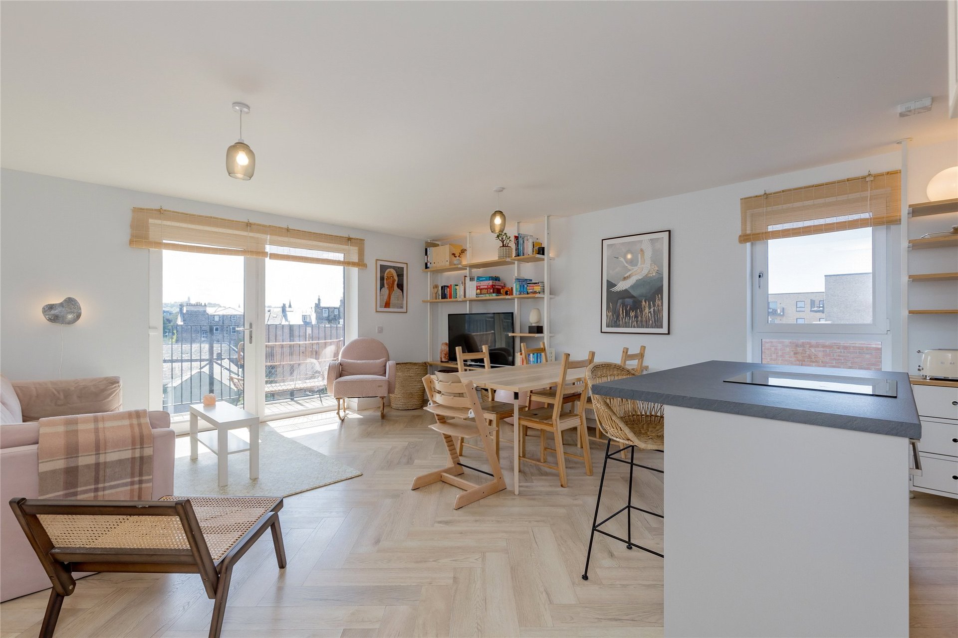 22/21 Pillans Place, Leith, Edinburgh, EH6 7AZ - Picture #4