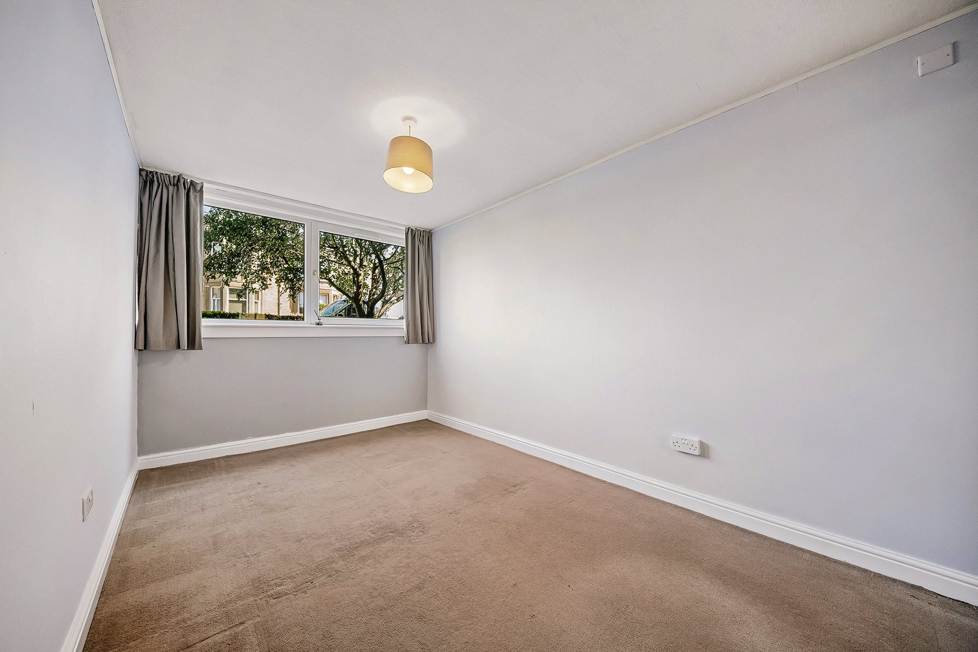 121/11 Comiston Drive, Morningside, Edinburgh, EH10 5QU - Picture #13