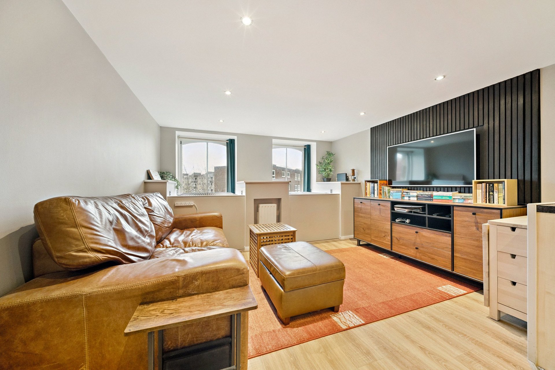 67/8 Giles Street, Edinburgh, EH6 6DD - Picture #9