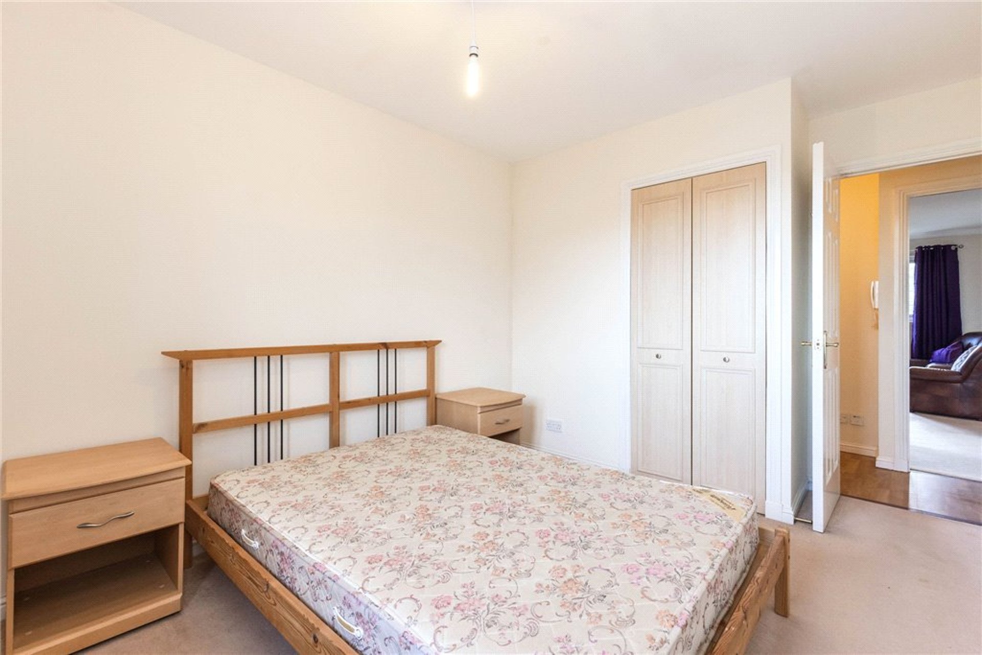8 Burnvale Place, Livingston, West Lothian, EH54 6GD - Picture #10
