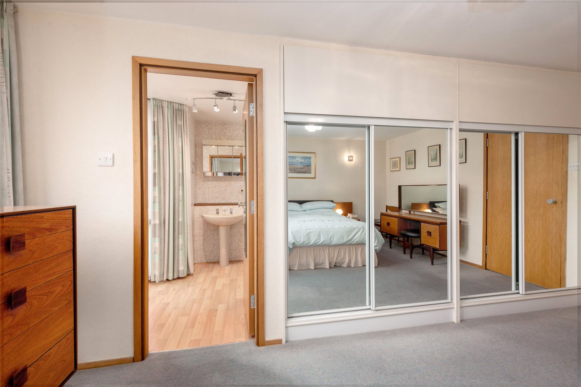 11 Oswald Court, Edinburgh, EH9 2HY - Picture #10