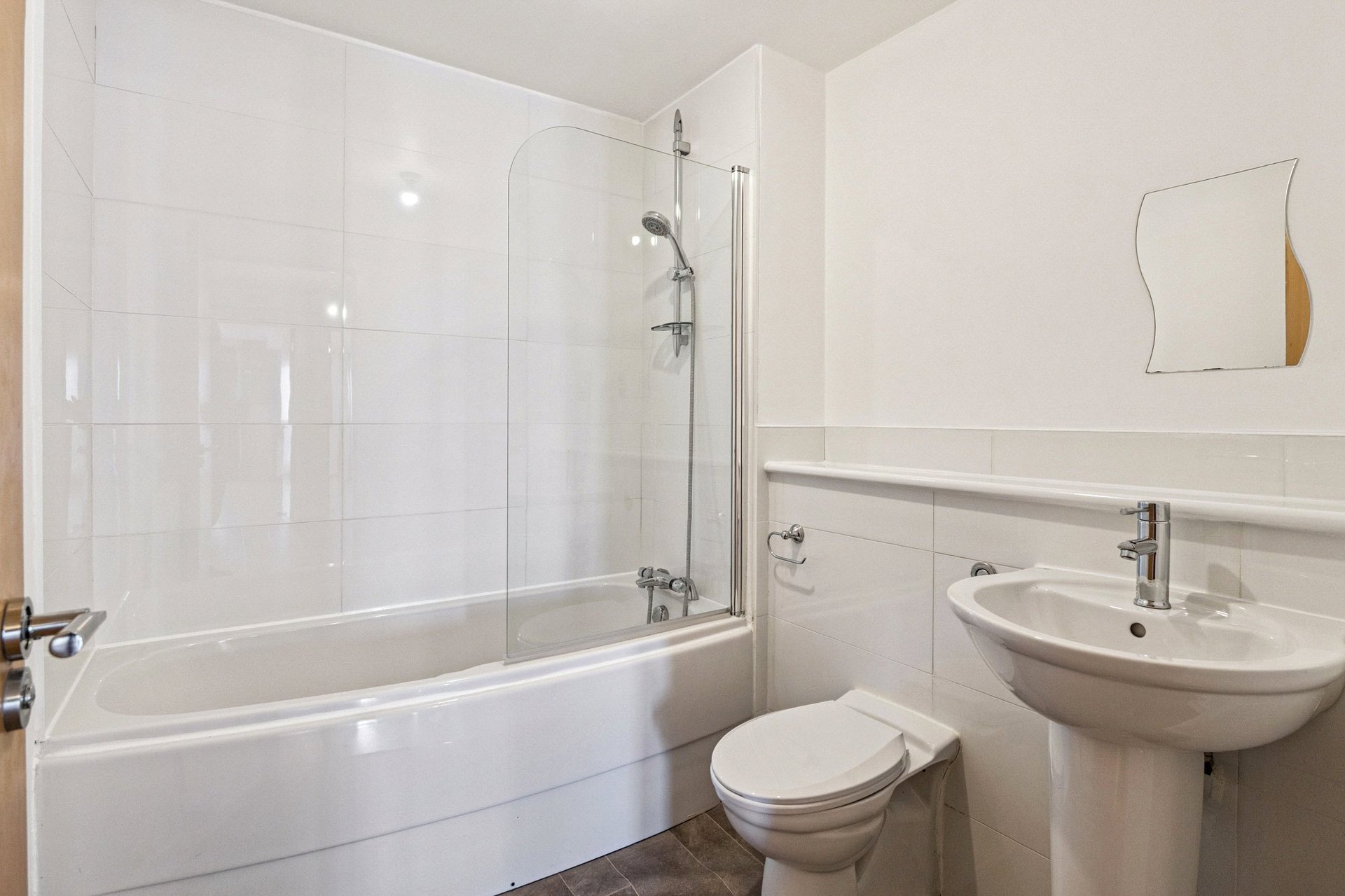 1, 8 Salamander Court, Leith, Edinburgh, EH6 7JN - Picture #7