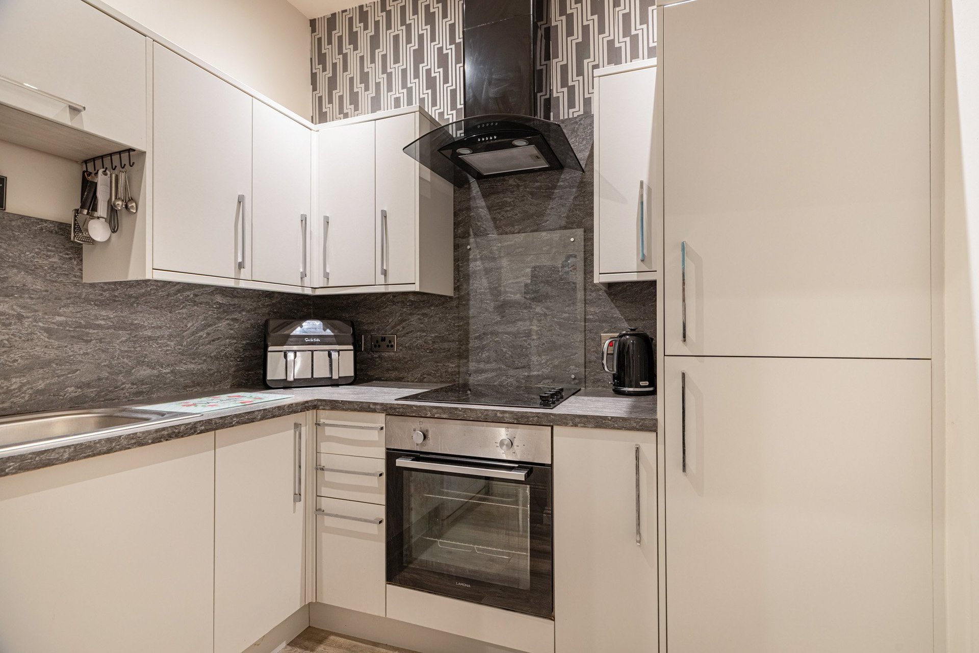 Flat 0/1, 9 Frankfort Street, Shawlands, G41 3XG - Picture #5