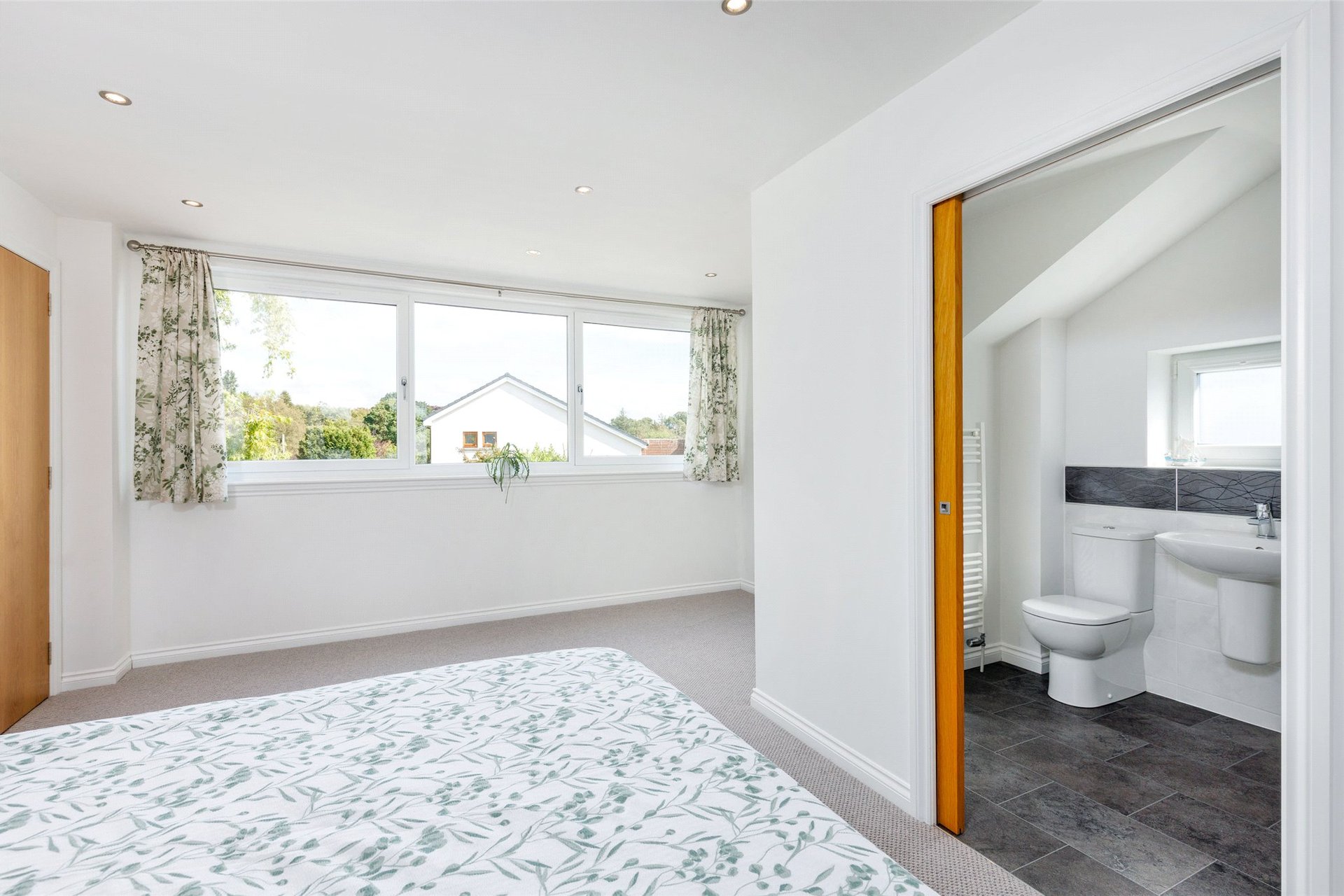 14 Tannoch Drive, Milngavie, G62 8AY - Picture #38