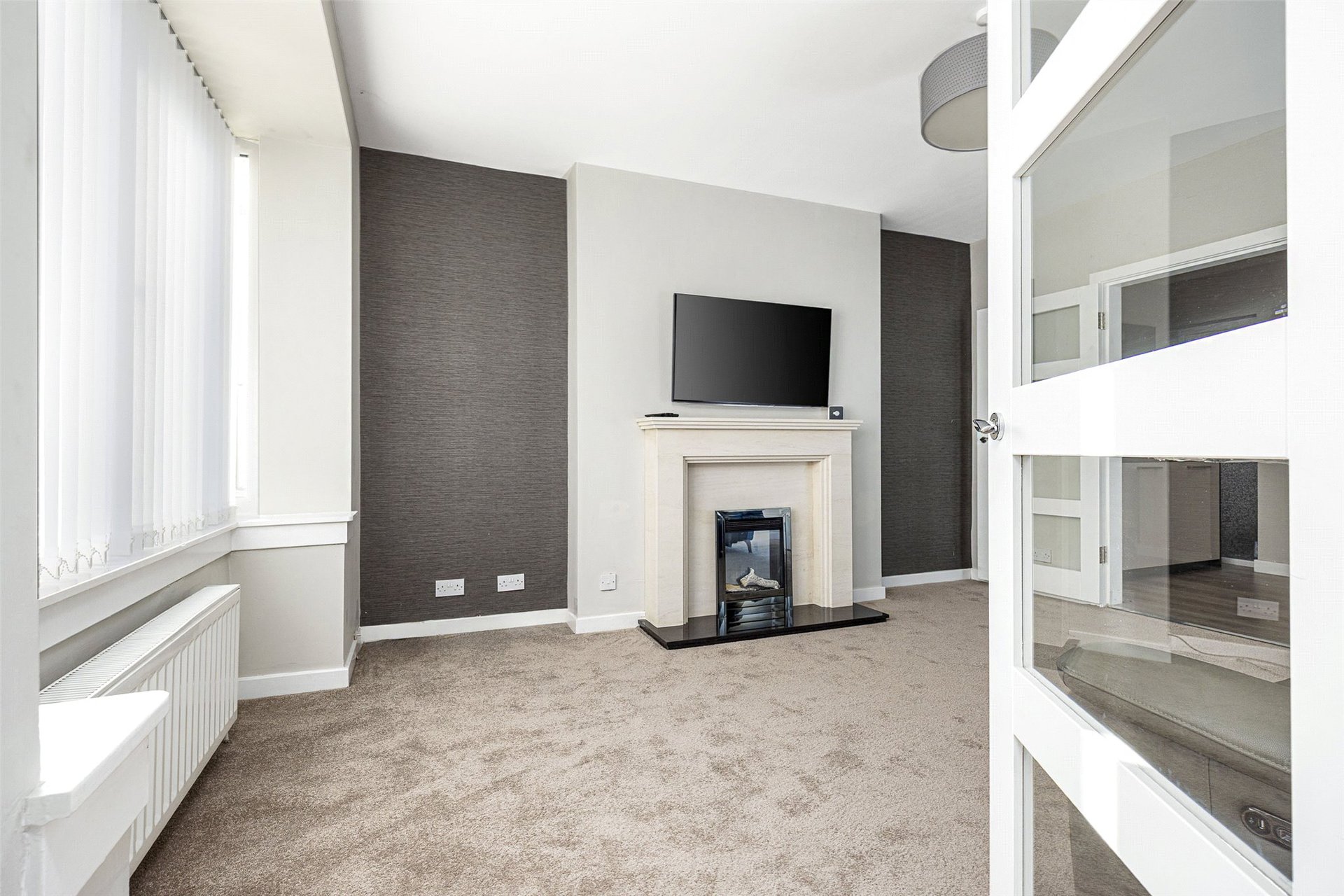 18 Braeside Avenue, Milngavie, G62 6LH - Picture #3
