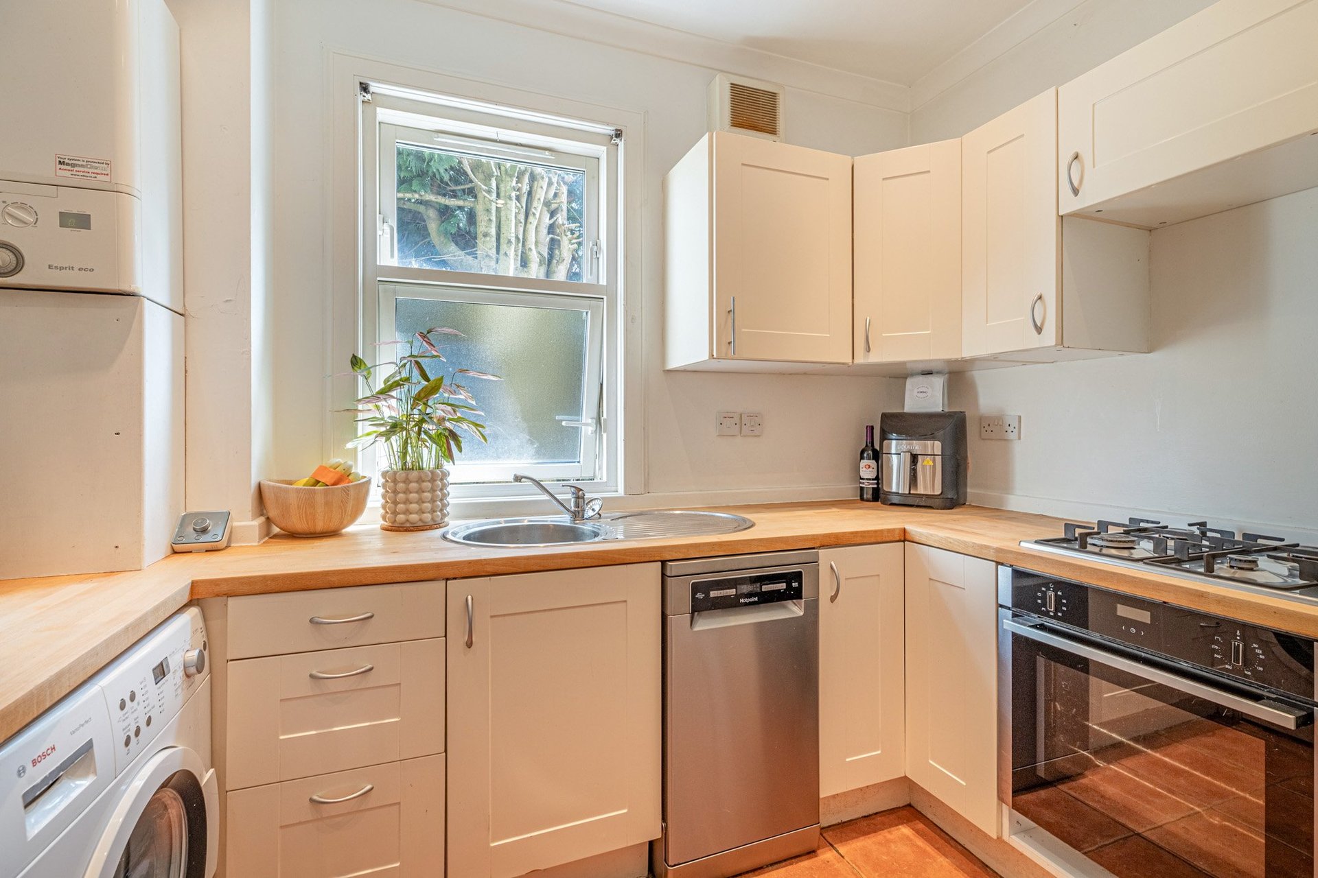 1/1, 55 Walton Street, Shawlands, G41 3LR - Picture #6