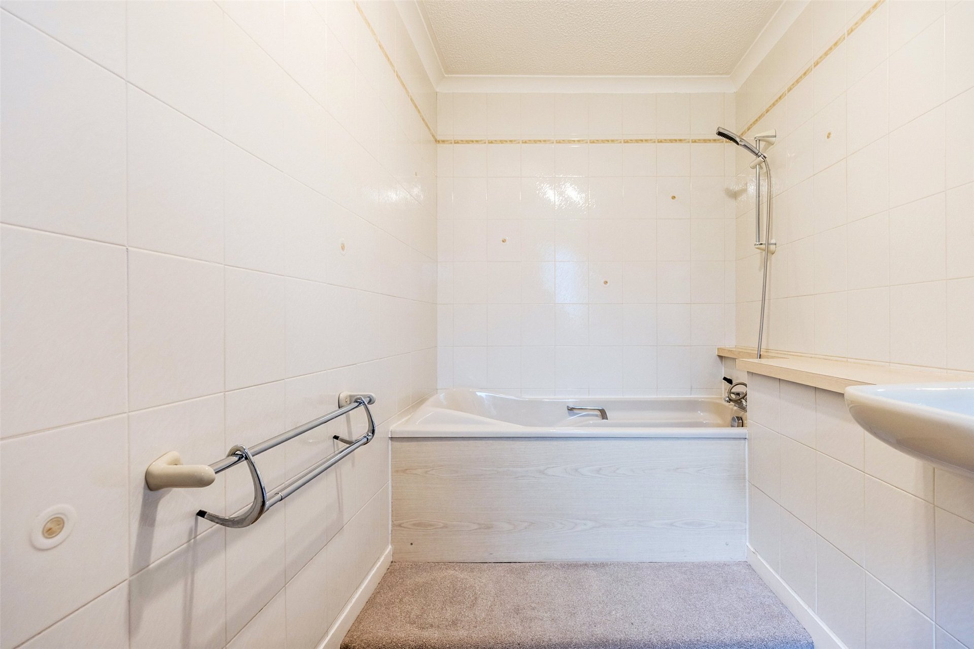 9 Lochside, 45 Drymen Road, Bearsden, G61 2SB - Picture #22