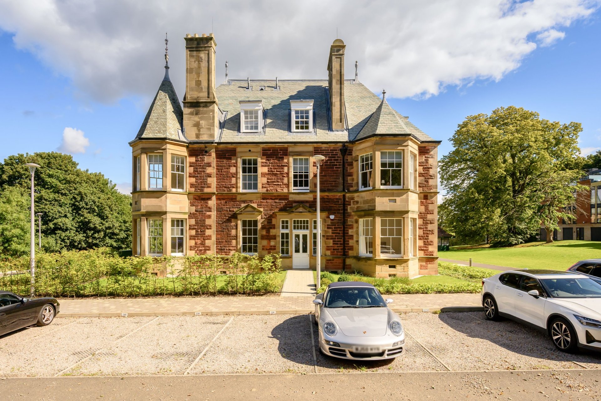 38/1 Sassoon Grove, Craiglockhart, Edinburgh, EH10 5FA - Picture #2