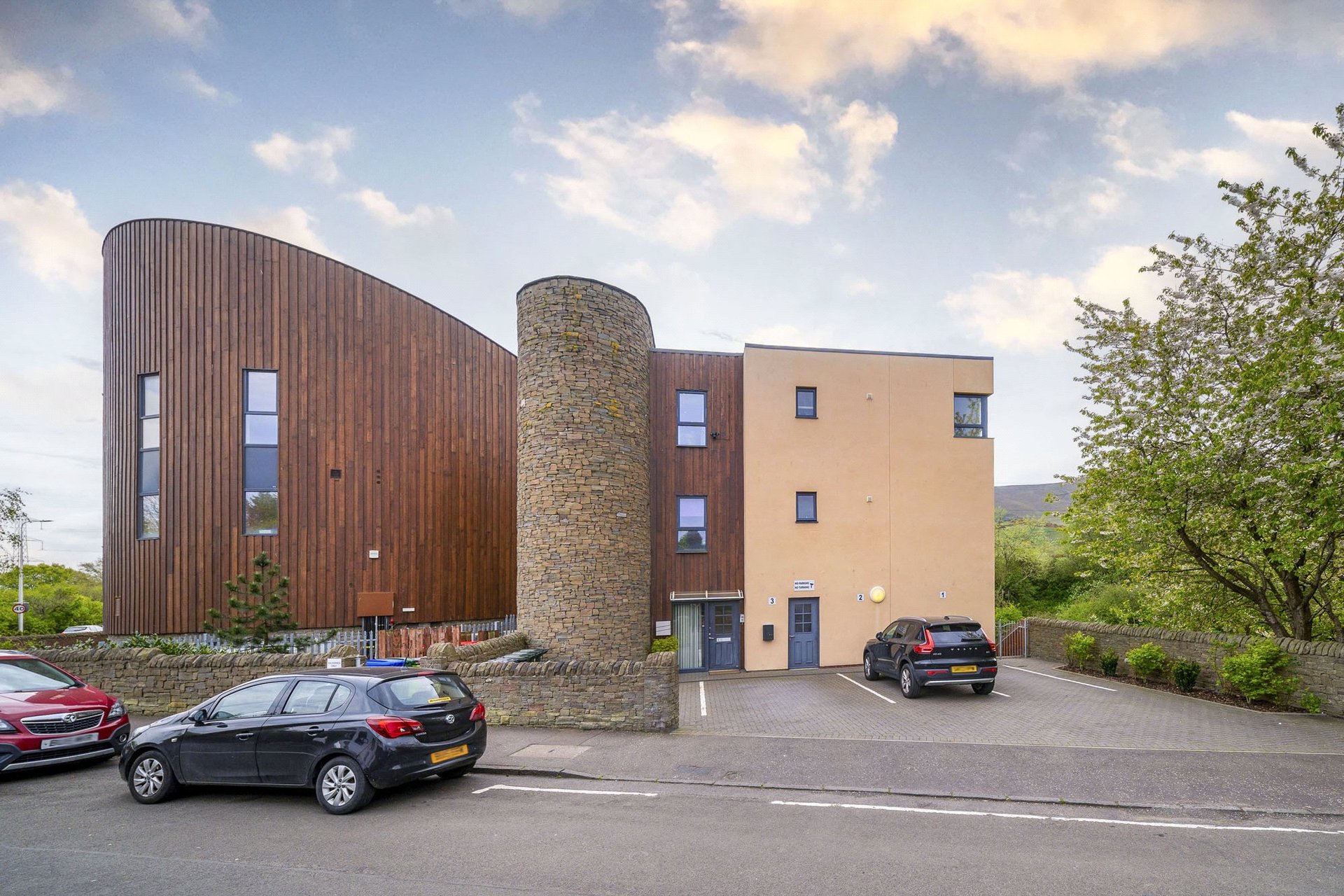 Flat 3, 1 Swanston Drive, Swanston, Edinburgh, EH10 7BL - Picture #2