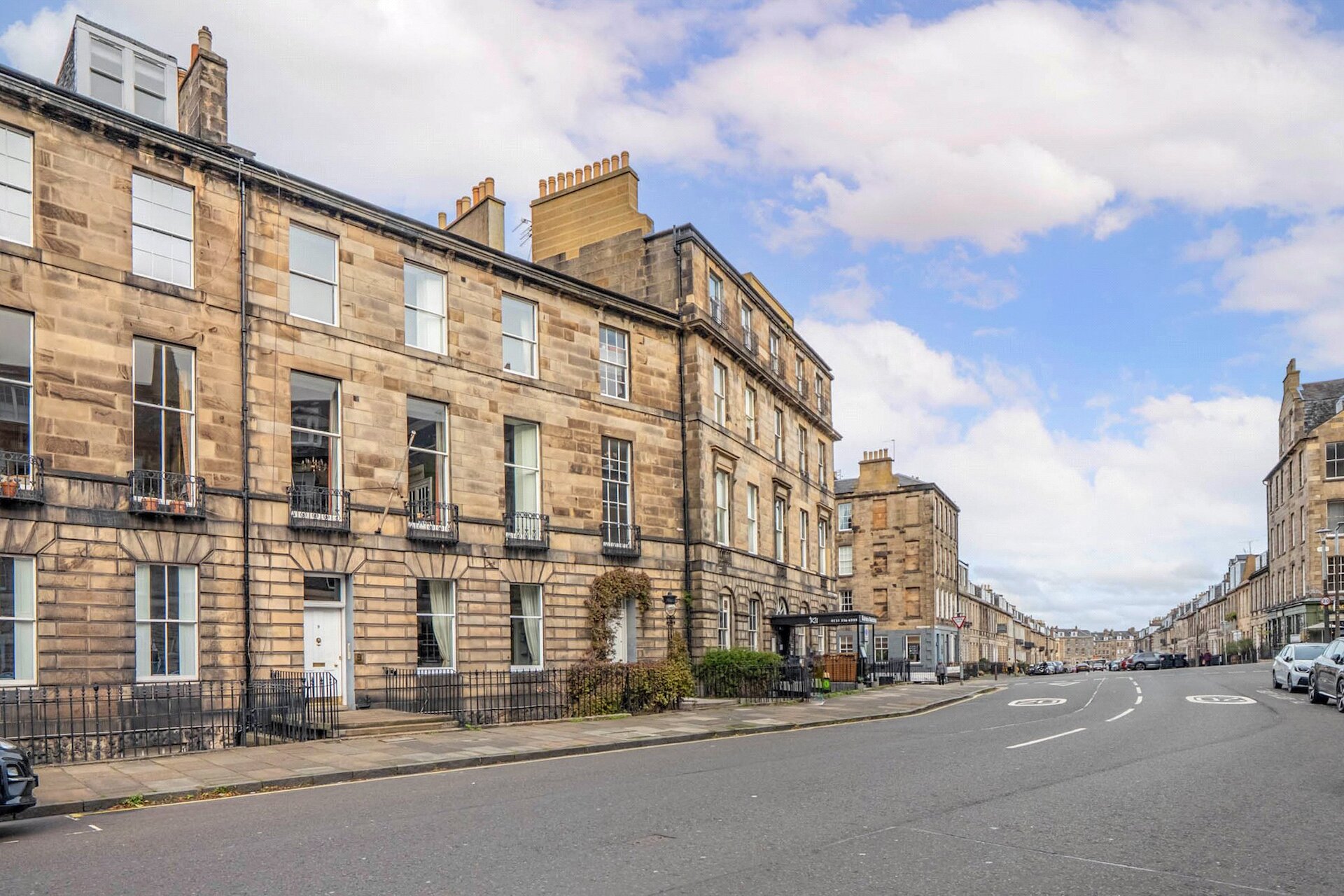 8/5 Abercromby Place, Edinburgh, EH3 6LB - Picture #1
